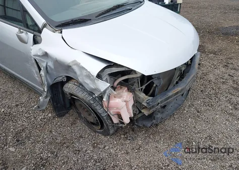 2011 Nissan Versa 1.8S z USA, uszkodzony, nr VIN 3N1BC1CP0BL373577